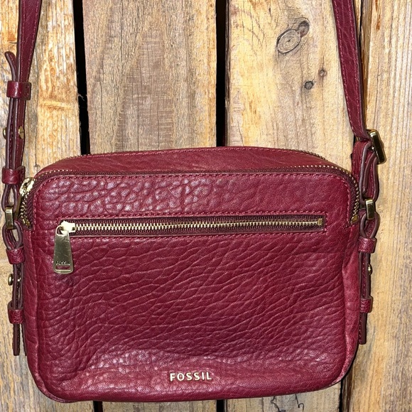 Fossil Red Leather Shoulder Bag - Picture 3 of 9